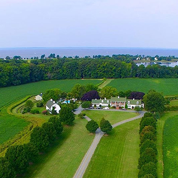 Inn at Huntingfield Creek and Getaway Cottages