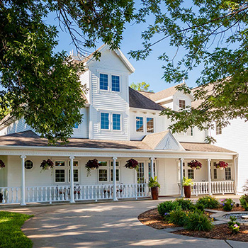 The Oakwood Inn Okoboji