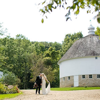 Round Barn Farm Bed and Breakfast & Wedding Venue