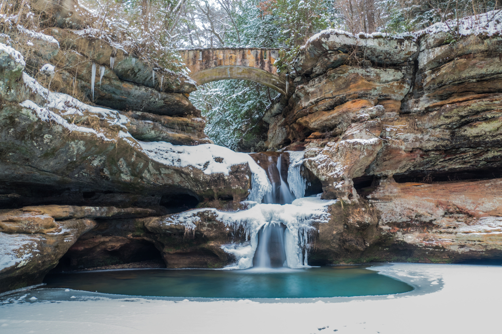 Gorgeous scenery during the winter in Hocking Hills