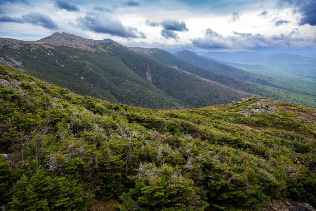 Gorgeous scenery - discover the best time to visit the White Mountains in New Hampshire