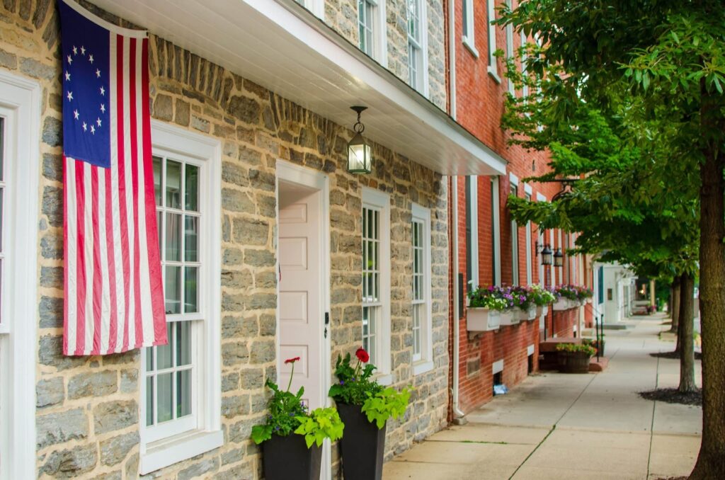 One of the best Things to do in Lititz PA is explore the neighborhoods of this charming small town