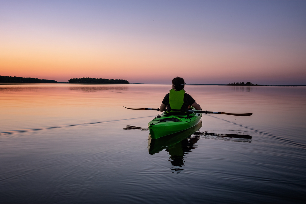 one of the best things to do at Gull Point State Park is kayaking on the lake